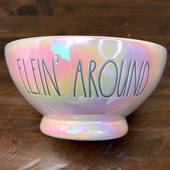 Rae DUNN • “Elfin’ Around” Iridescent Pink Bowl Set - Picture 3 of 8